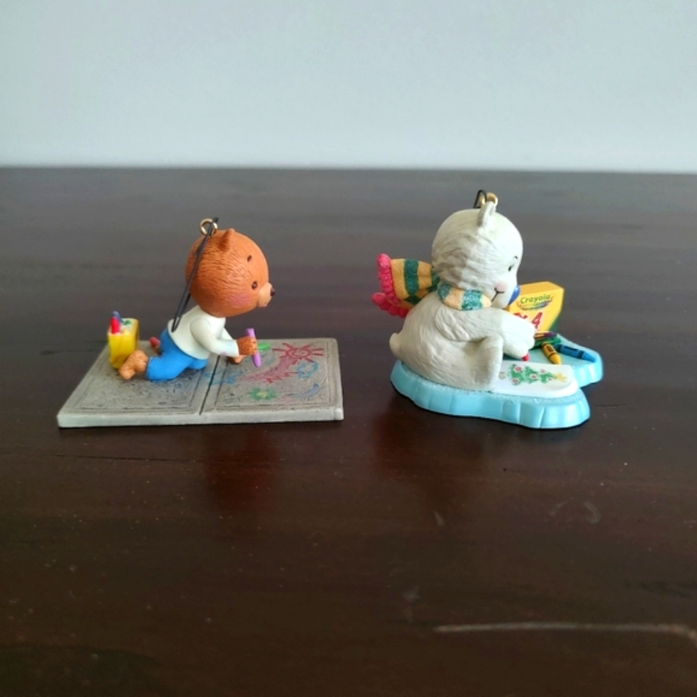 Hallmark Keepsake Ornaments Lot Of Two - Coloring Fun And Mommy's Little Artist